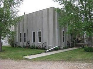 100 160th Ave, Edgerton, MN 56128