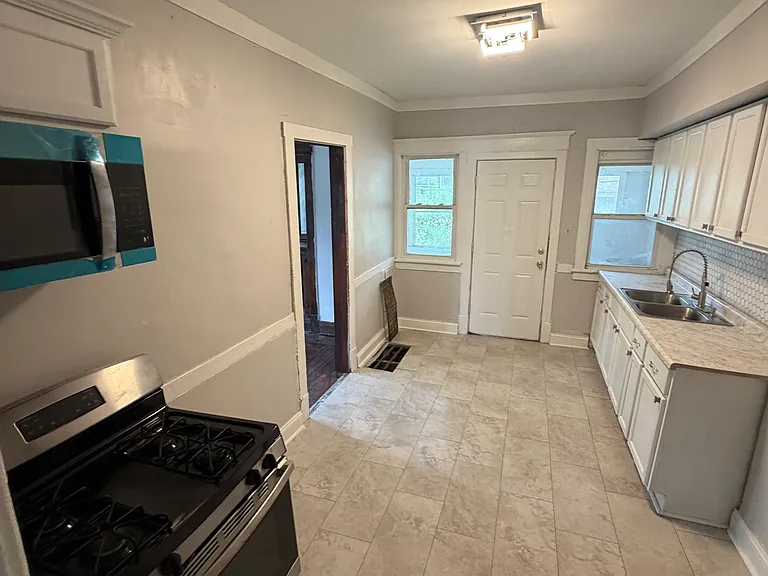 312 S Evergreen Ave #312 — Photo 8