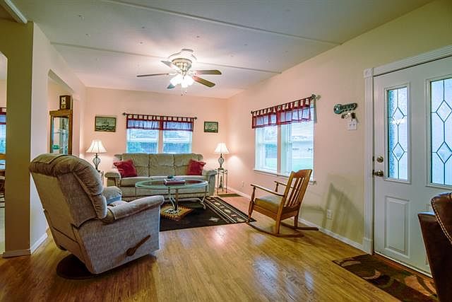 1st image of 4011 Linda Ct
