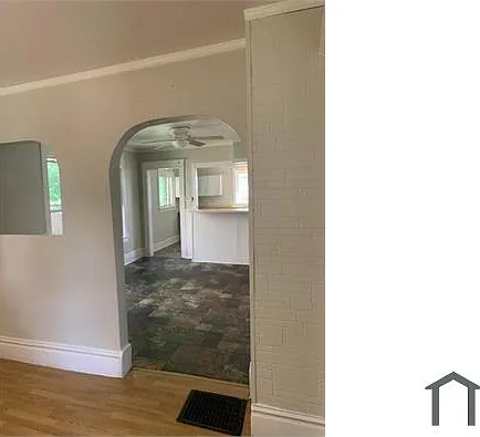 4 bed, 1248 sqft, $2,025 — Photo 3