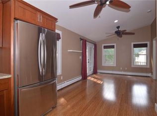 8 Antony Ave, Bristol, RI 02809