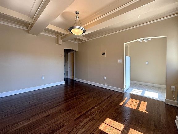 3rd image of 311 6th Ave S Unit 208