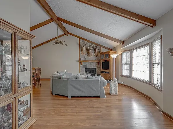 1065 Brown Duck Trl, Lawrenceville, GA 30043