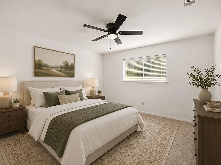 15823 Pebble Bend Dr — Photo 18