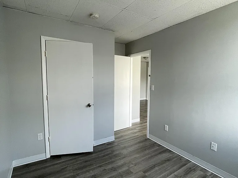 179 Grand St — Photo 10