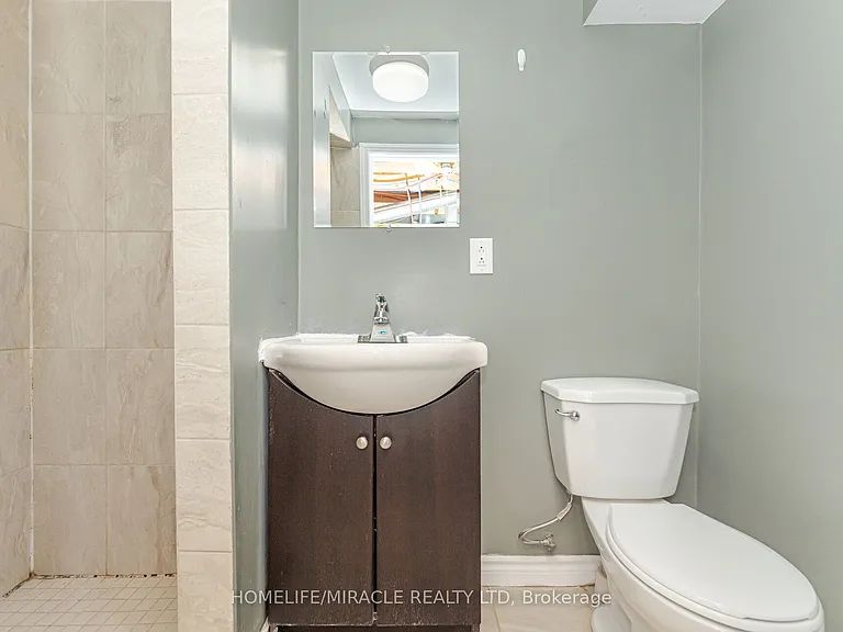 340 Dunsmore Ln — Photo 29