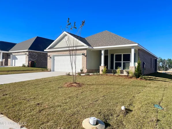 17896 Kelso Dr, Diberville, MS 39540