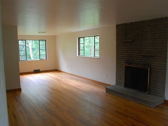 Living room from entrance