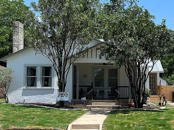 5th image of 1939 W Gramercy Pl