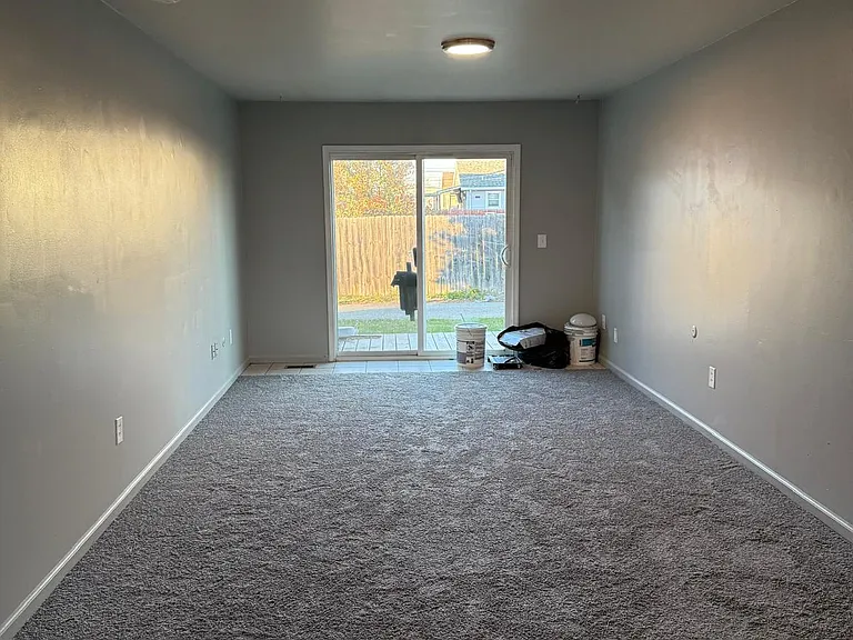 34710 Forest Ave — Photo 2
