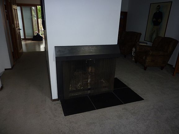 4th image of 1901 Richmond Ct
