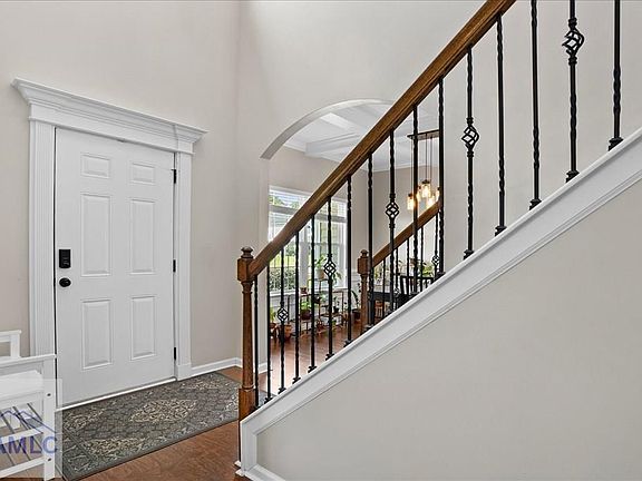 4th image of 95 Flemington Oaks Dr