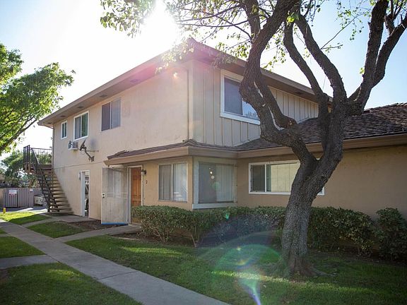 4th image of 827 N Capitol Ave APT 2