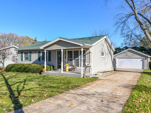 921 Carey STREET, Lake Geneva, WI 53147