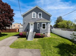102 Meeson St, Fall River, MA 02724