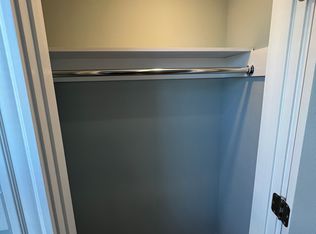 372 Oxford St #3, Cambridge, MA 02140