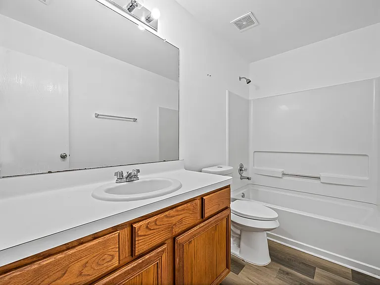 7207 Highland Oak Ct — Photo 18