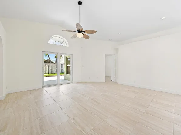 6213 Lauderdale Street, Jupiter, FL 33458