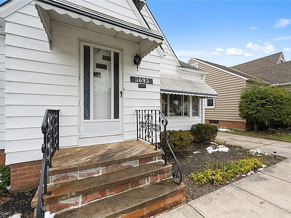 5th image of 5695 Cherokee Dr