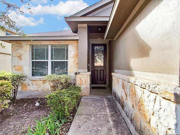 4th image of 2615 Obera Way
