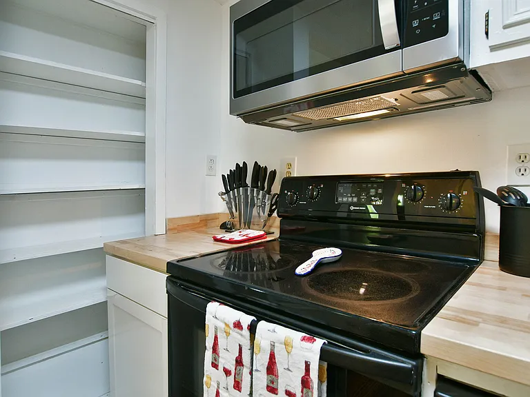152 Avant St #B — Photo 12