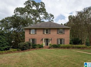 3444 Creekwood Dr, Vestavia, AL 35243