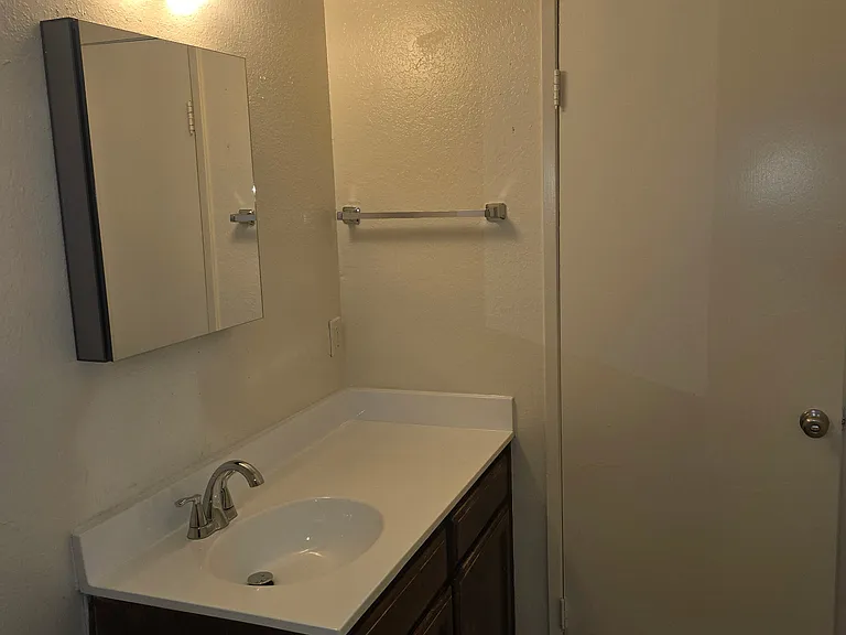8738 E Avenue U #B — Photo 11