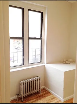 Rented by Empire Valley | media 17