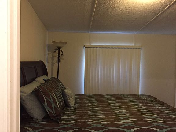 4th image of 10535 W Deep Creek Blvd