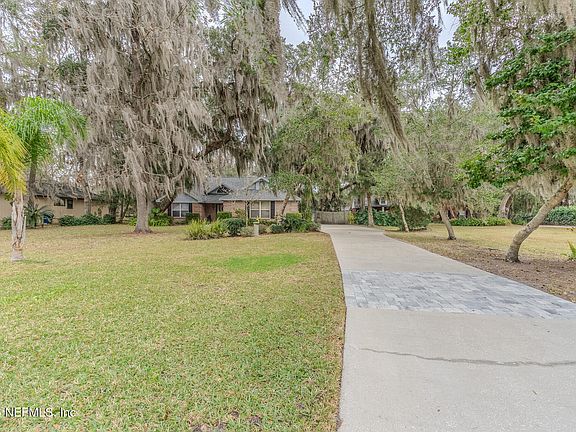 2nd image of 15221 LANDMARK Circle N