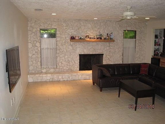 3rd image of 537 Southern Hills Ct