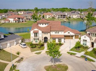 5703 Genoa Springs Ln, Sugar Land, TX 77479