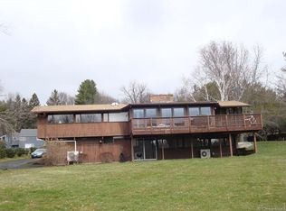 12 Red Orange Rd, Middletown, CT 06457