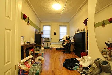 Rented by Natural Habitat Realty