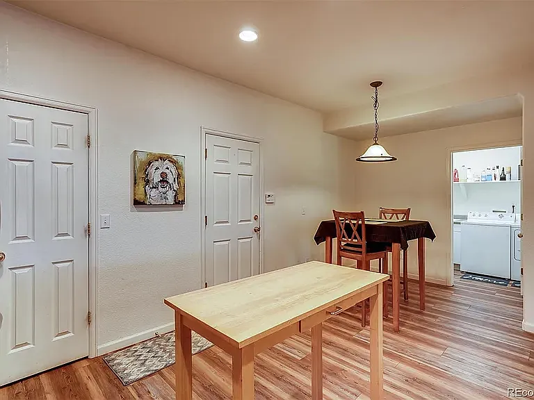 4513 S Auckland Ct — Photo 12