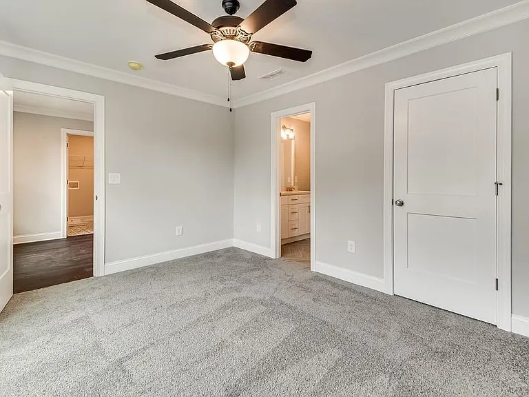 35 Sudderth St — Photo 36