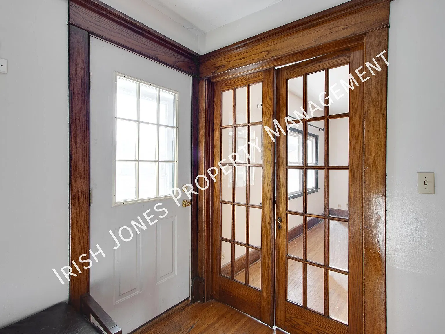 3 bed, 1352 sqft, $1,550 — Photo 2