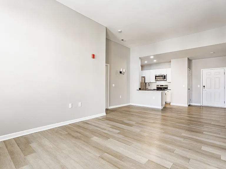 1411 Fairfax Manor Dr — Photo 18