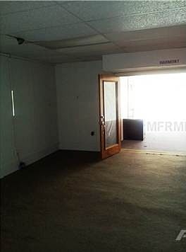 5th image of 499 Tamiami Trl S