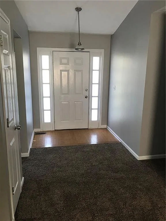 3 bed, 2.0 bath, 1551 sqft, $1,845 — Photo 3