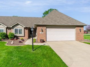 6111 Avocet Cir N, Hobart, IN 46342