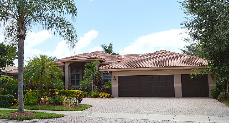 1st image of 397 Coconut Cir