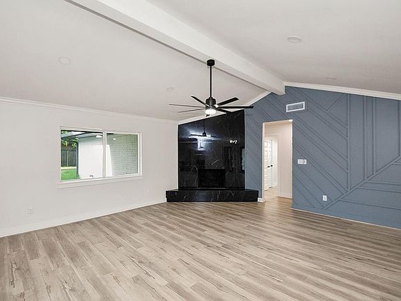 5th image of 6106 Rutherglenn Dr