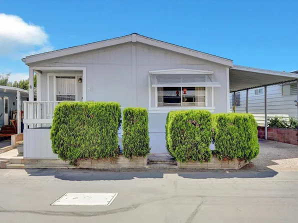 81 Seagull Ln, Oceanside, CA 92057