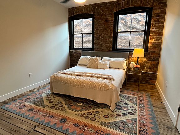 4th image of 31 N Huron St #304