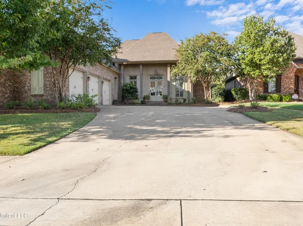 116 Lake Village Dr, Madison, MS 39110