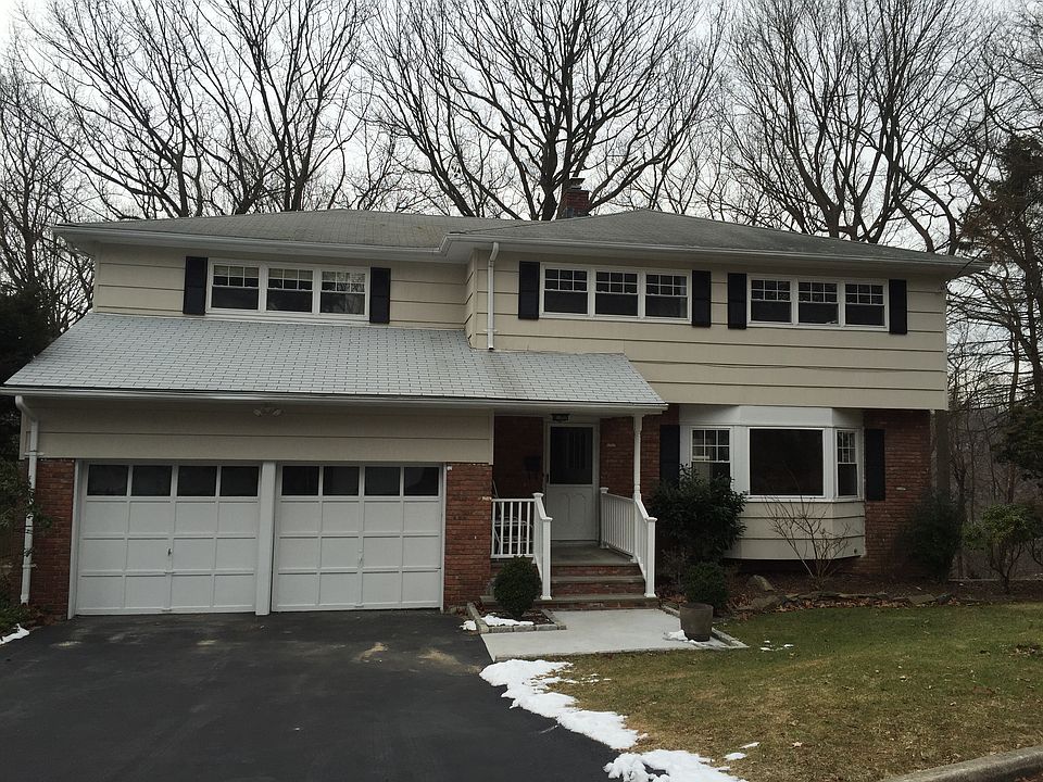 1st image of 15 Bramley Ln