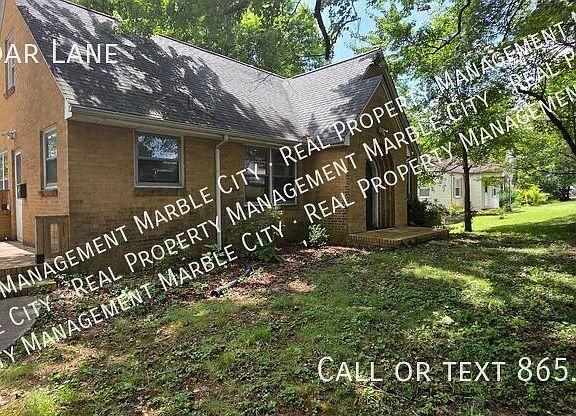 2nd image of 1812 Cedar Ln