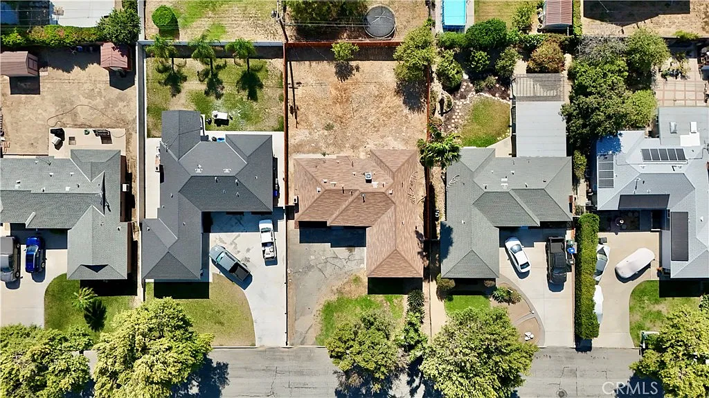 3 bed, 1.5 bath, 1134 sqft, $3,500 — Photo 2