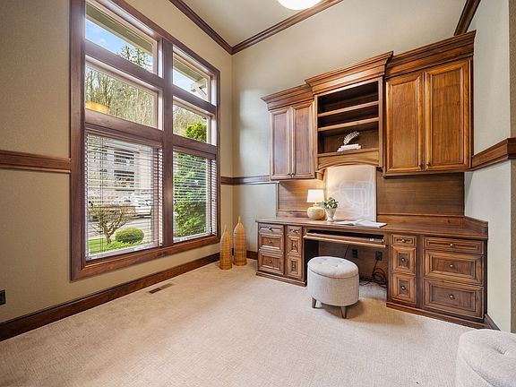 5th image of 4640 SE Honors Dr